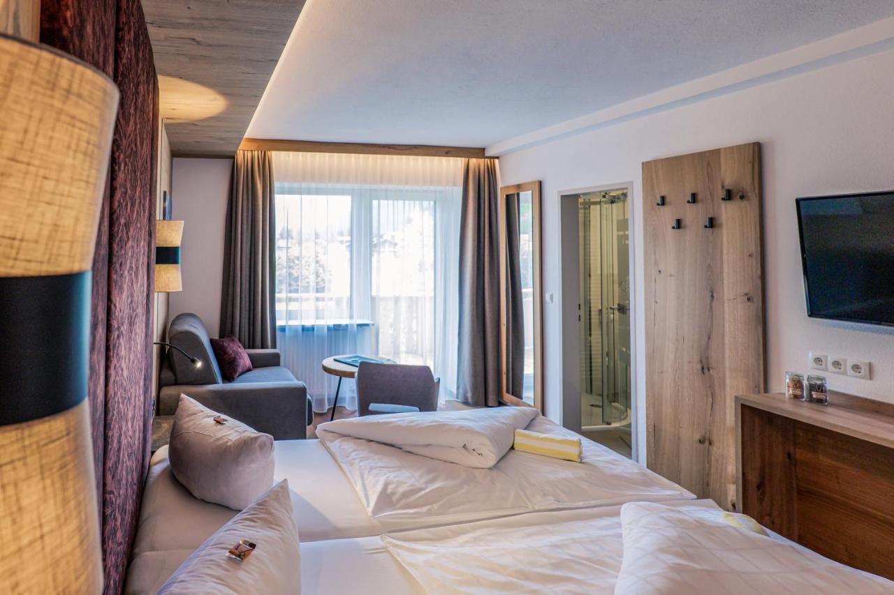 שטנצאך Hotel Foehrenhof מראה חיצוני תמונה